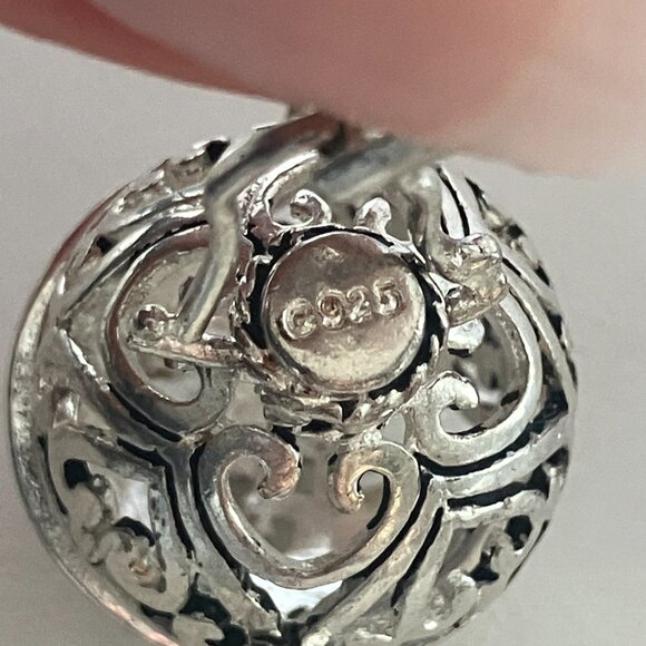 Vintage 925 Sterling Silver Locket - Picture 9 of 11